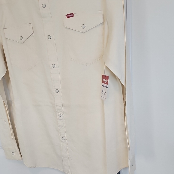 Wrangler Men's Casual Cream Button Down Shirt - Picture 4 of 4